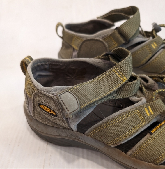 KEEN Newport H2 Khaki Olive Closed Toe Waterproof Hiking Shoes - Picture 5 of 14